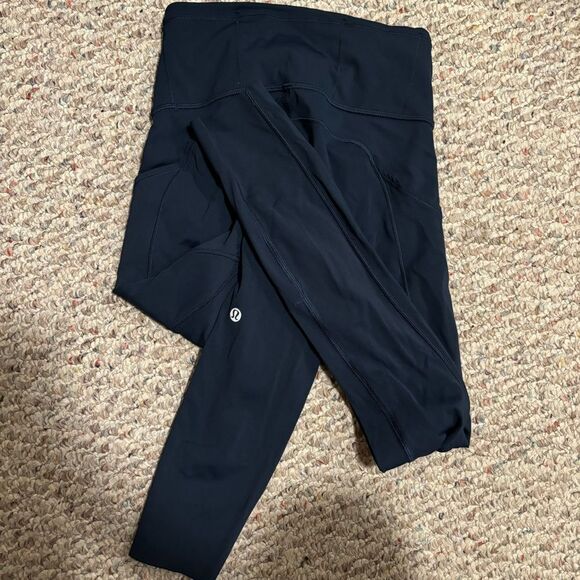 Lululemon Fast & Free 7/8 Tight II *Non-Reflective Nulux 25" Blue- Size 2 - Picture 1 of 8